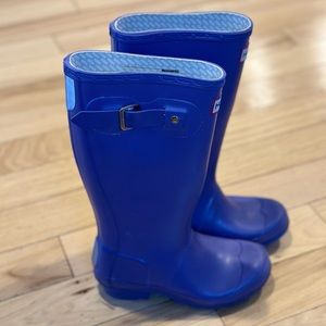 Hunter Purple Classic Tall Rain Boot | Versatile for Any Season